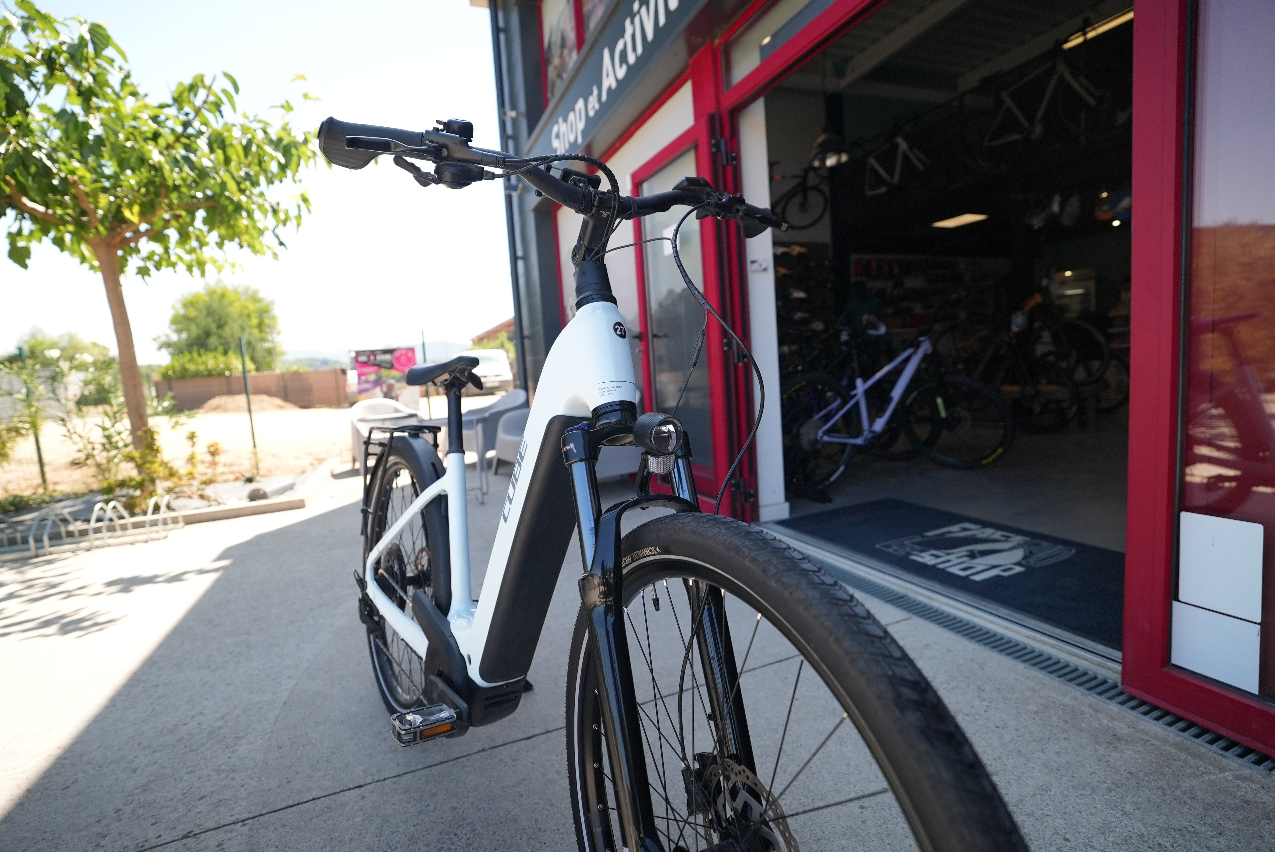 CUBE - Touring Hybrid ONE 600-Reconditionné