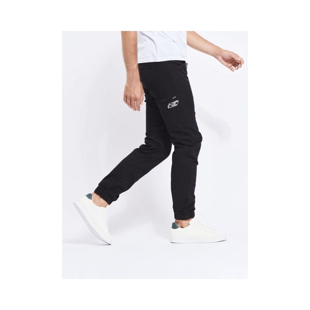 M - Fitz Roy - Pirate Black - Looking For Wild